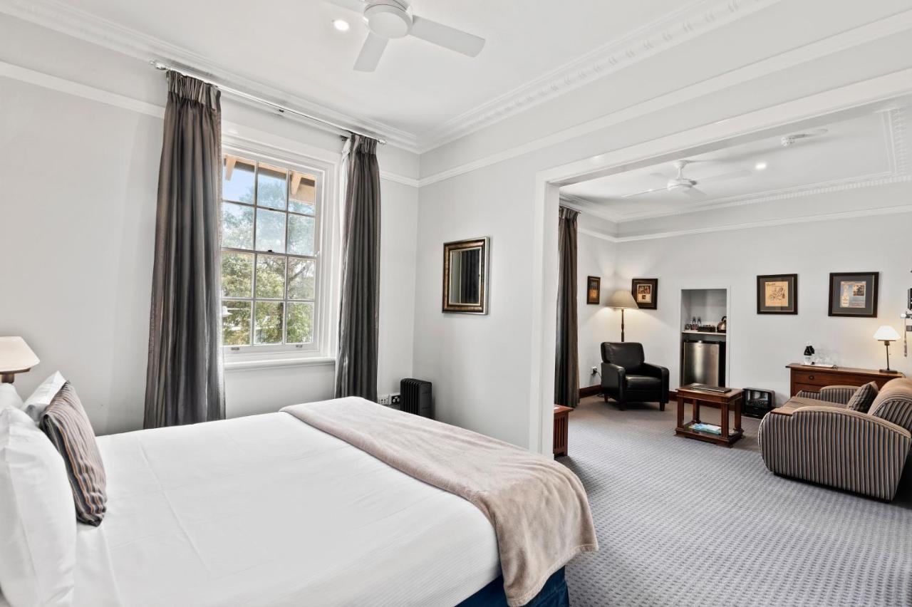 Caves House Hotel & Apartments Ялингъп Екстериор снимка