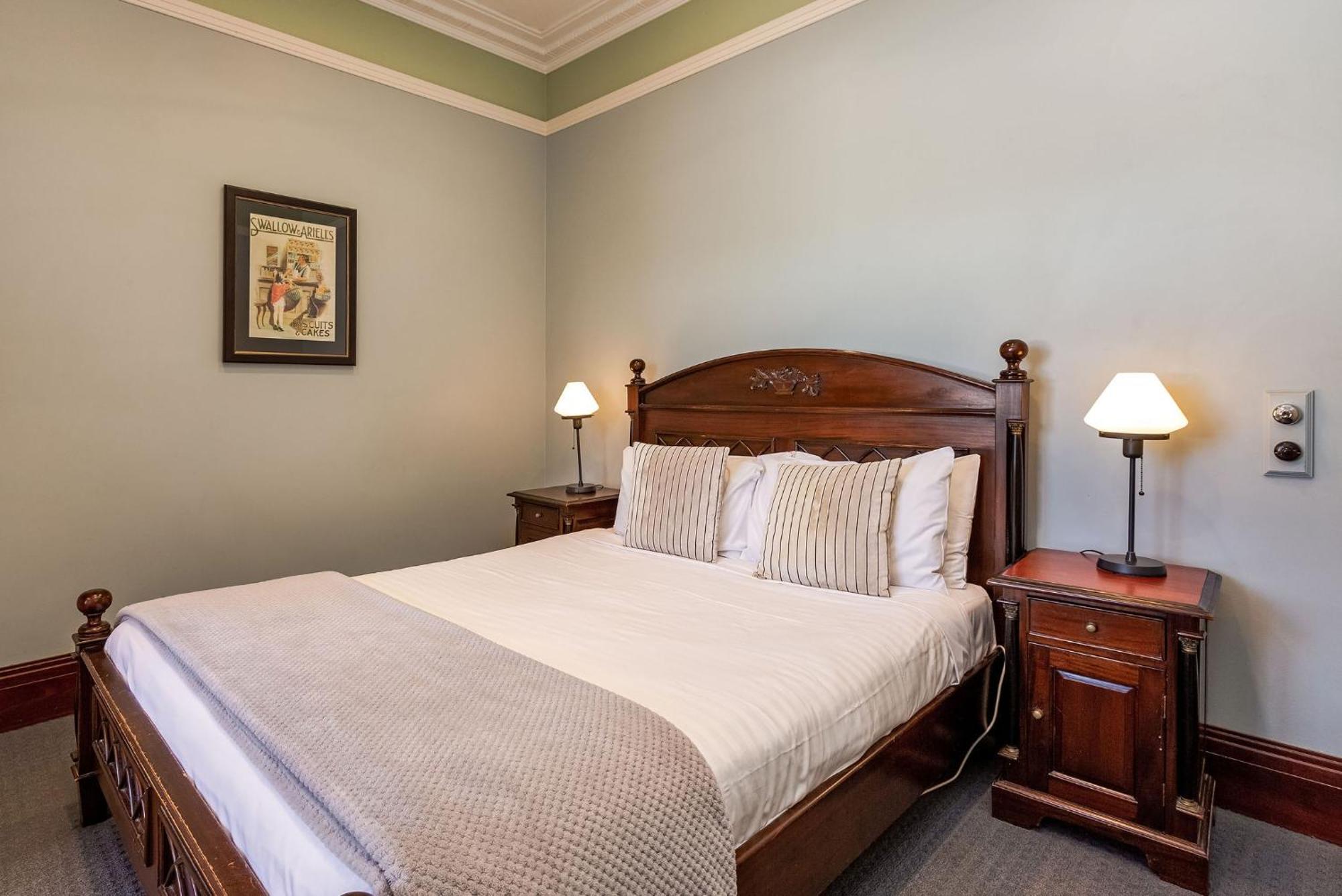 Caves House Hotel & Apartments Ялингъп Екстериор снимка