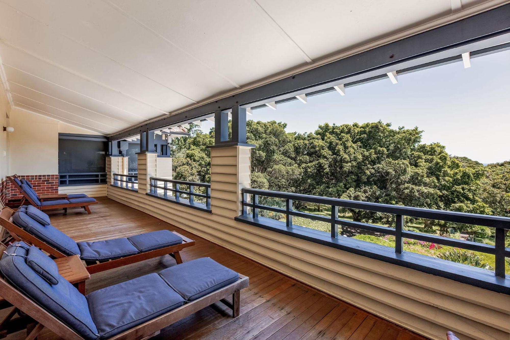 Caves House Hotel & Apartments Ялингъп Екстериор снимка