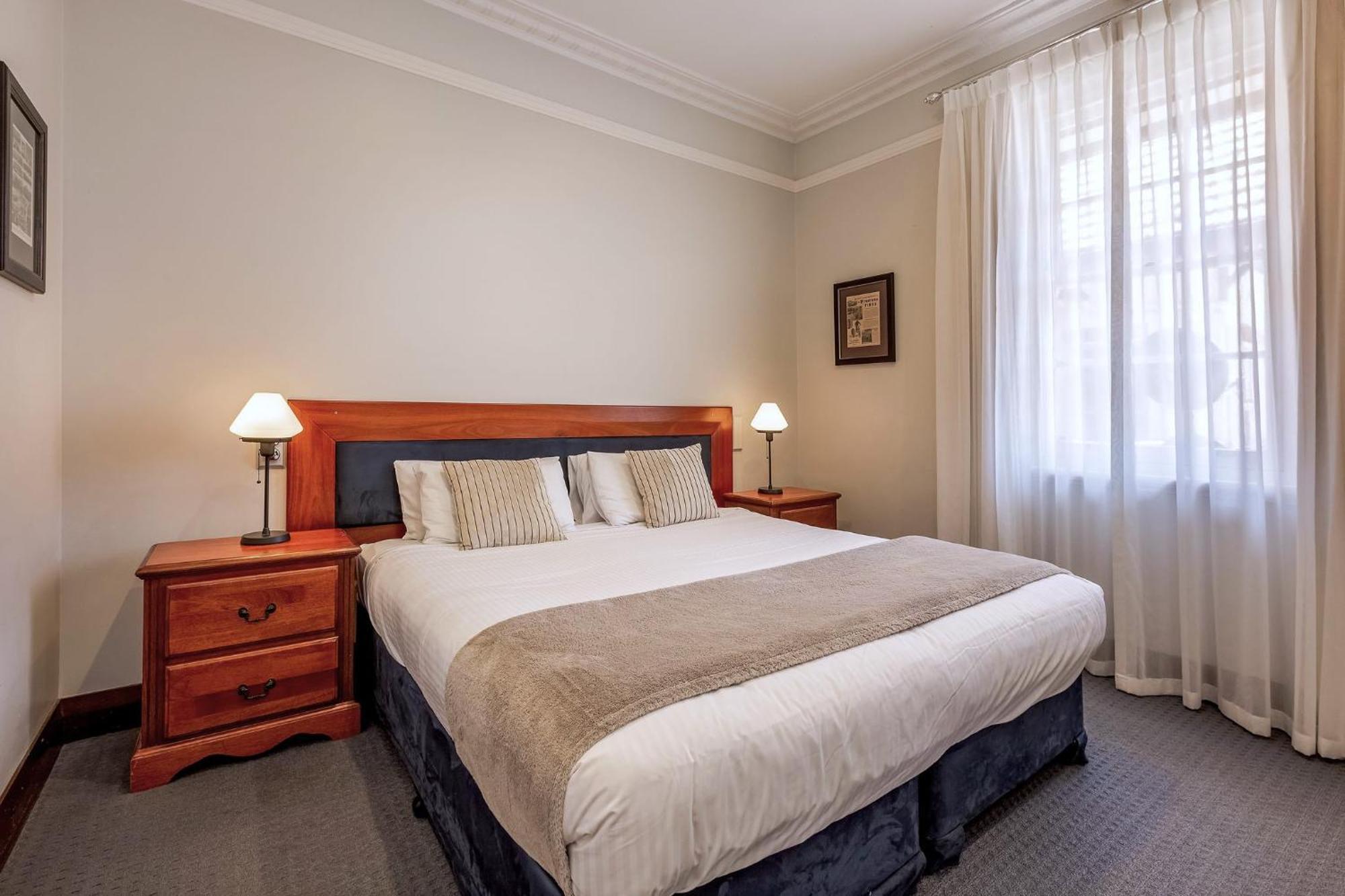 Caves House Hotel & Apartments Ялингъп Екстериор снимка