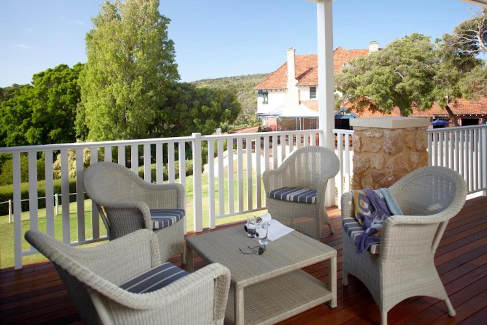 Caves House Hotel & Apartments Ялингъп Екстериор снимка